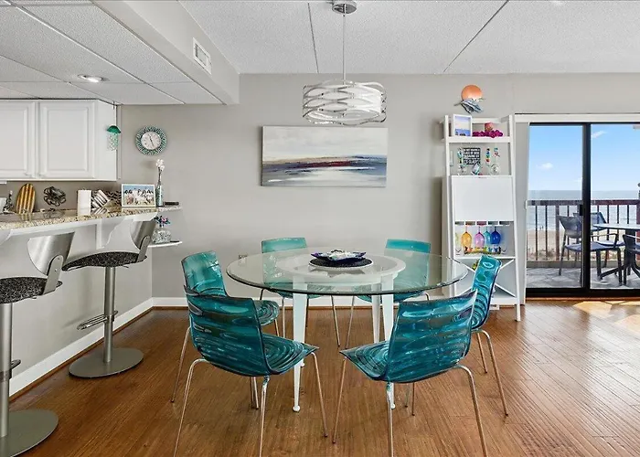 3 Bedroom Rainbow With Fabulous Direct Ocean Views And Outdoor Pool!