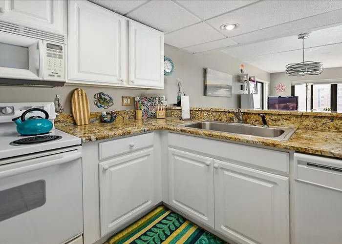3 Bedroom Rainbow With Fabulous Direct Ocean Views And Outdoor Pool! Holiday home *