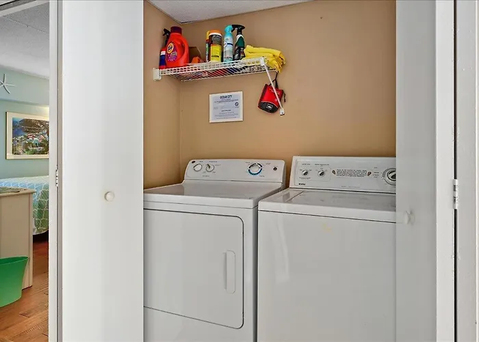 Holiday home 3 Bedroom Rainbow With Fabulous Direct Ocean Views And Outdoor Pool! Ocean City