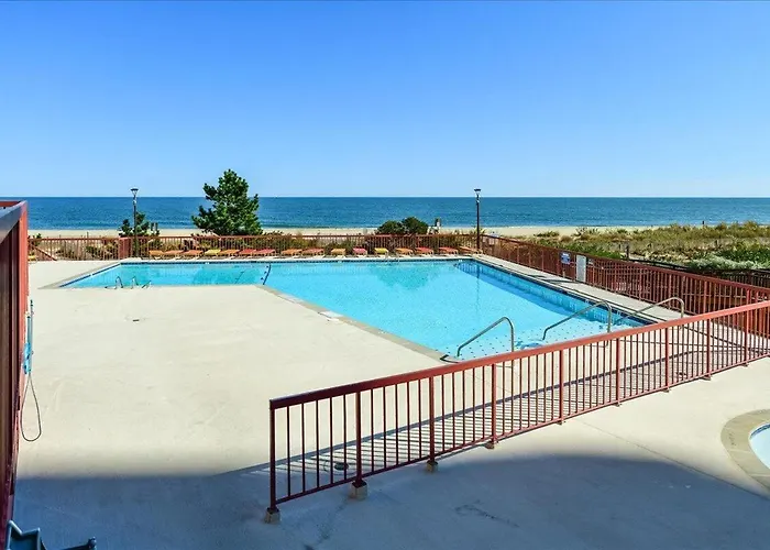Holiday home 3 Bedroom Rainbow With Fabulous Direct Ocean Views And Outdoor Pool! Ocean City